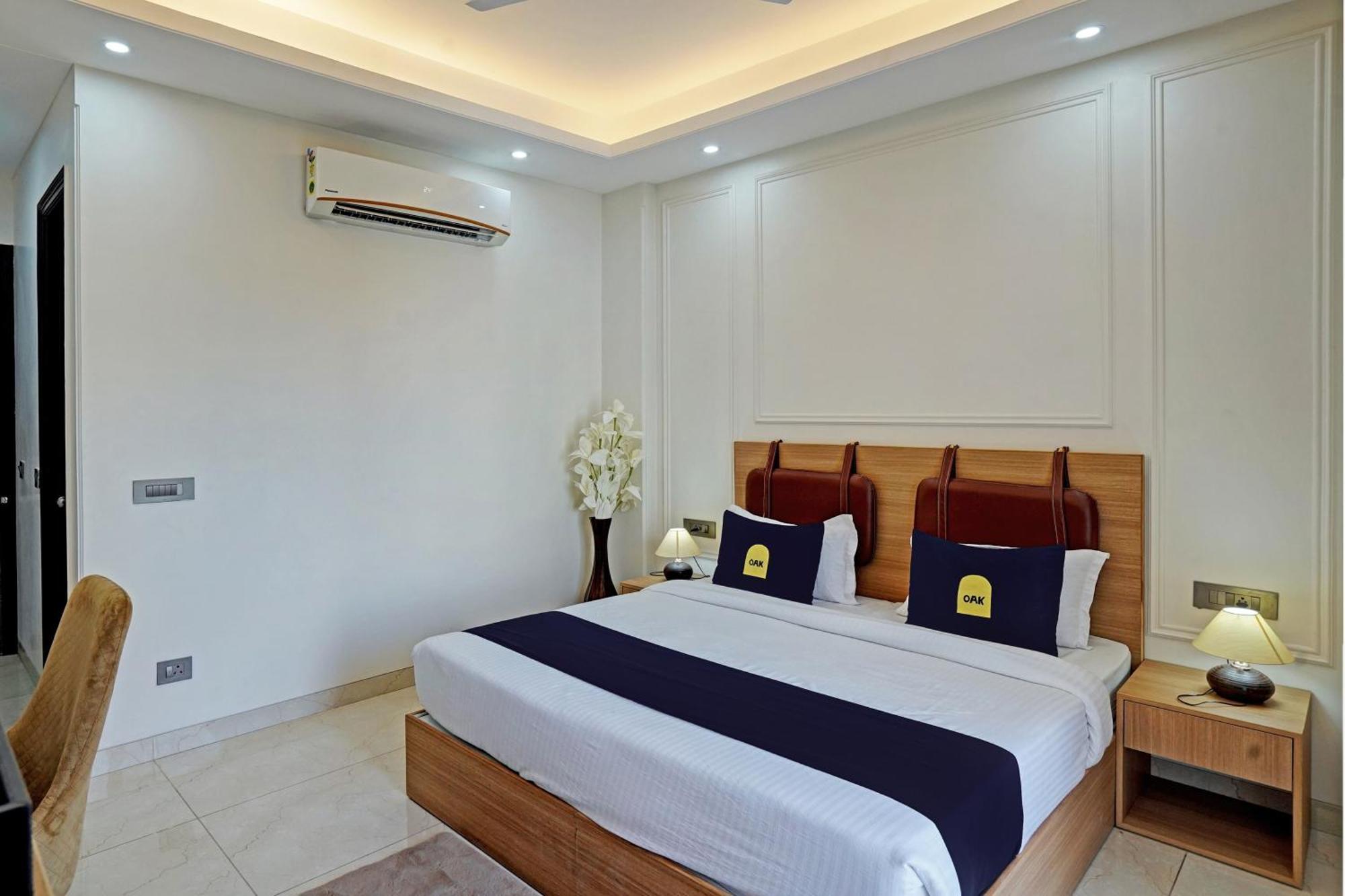 Hotel O Parkinn Gurgaon Bagian luar foto