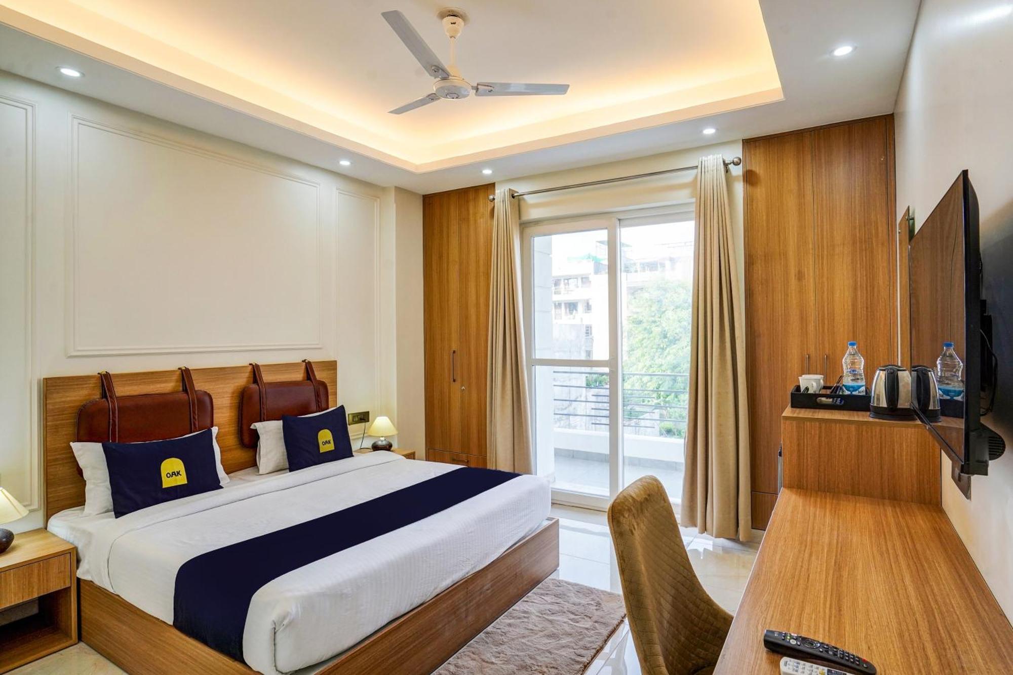 Hotel O Parkinn Gurgaon Bagian luar foto