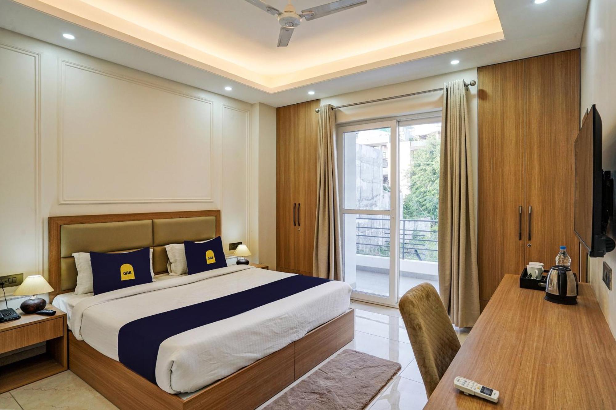Hotel O Parkinn Gurgaon Bagian luar foto